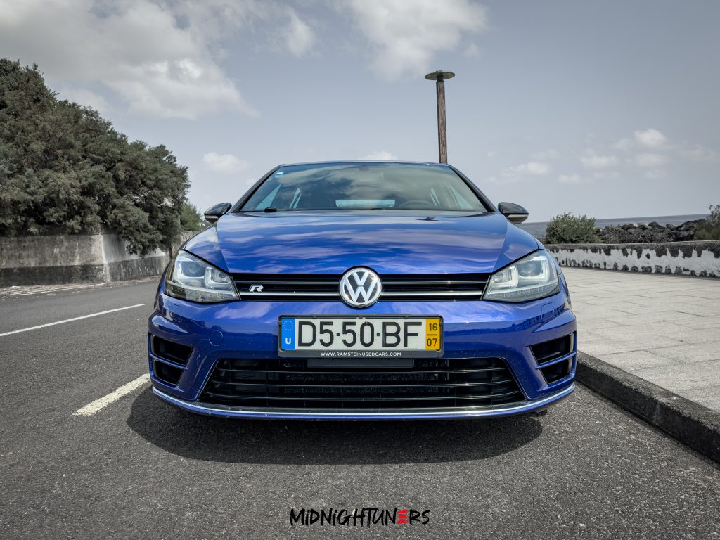 Volkswagen Golf 7R: A Perfect Balance of Power and Practicality